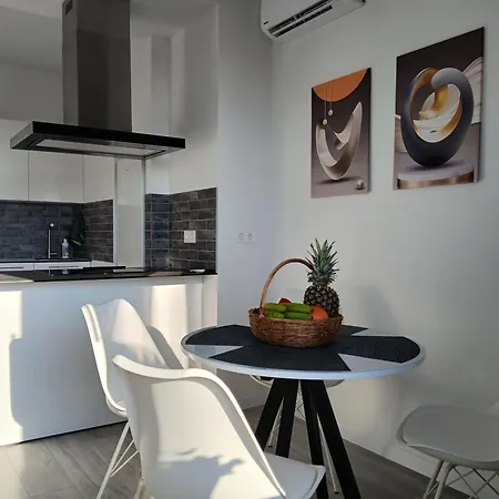Apartments Limnos *